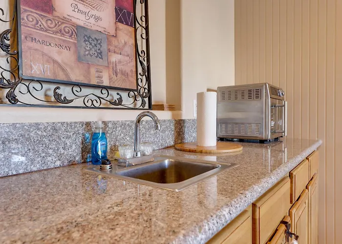 Near Parks, Shops & Eats! Bullhead Casita Holiday home Bullhead City