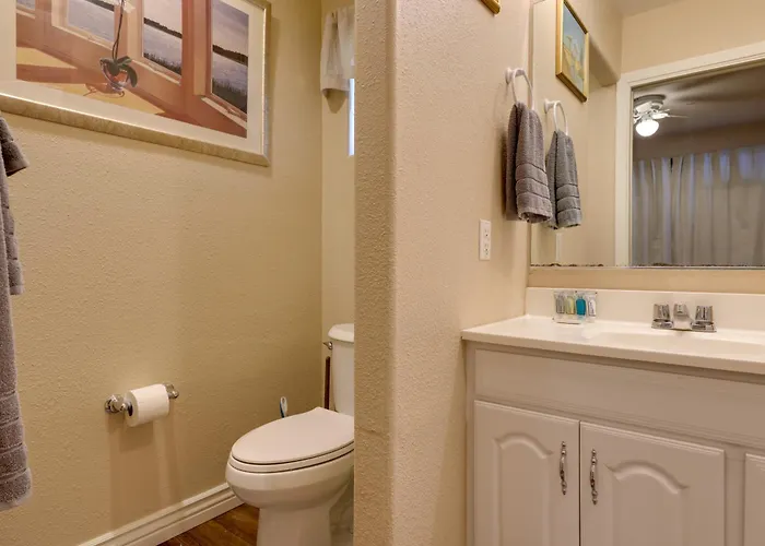 Near Parks, Shops & Eats! Bullhead Casita Holiday home Bullhead City